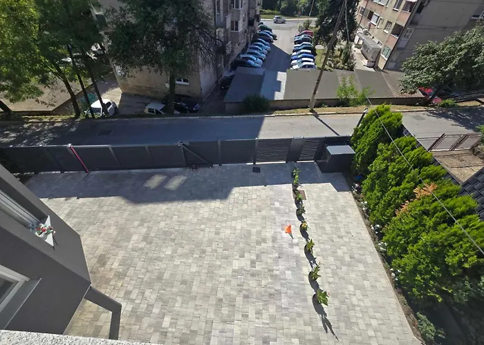 Berta 아파트 투즐라